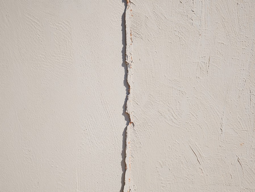 Неправильное нанесение декоративной штукатурки.